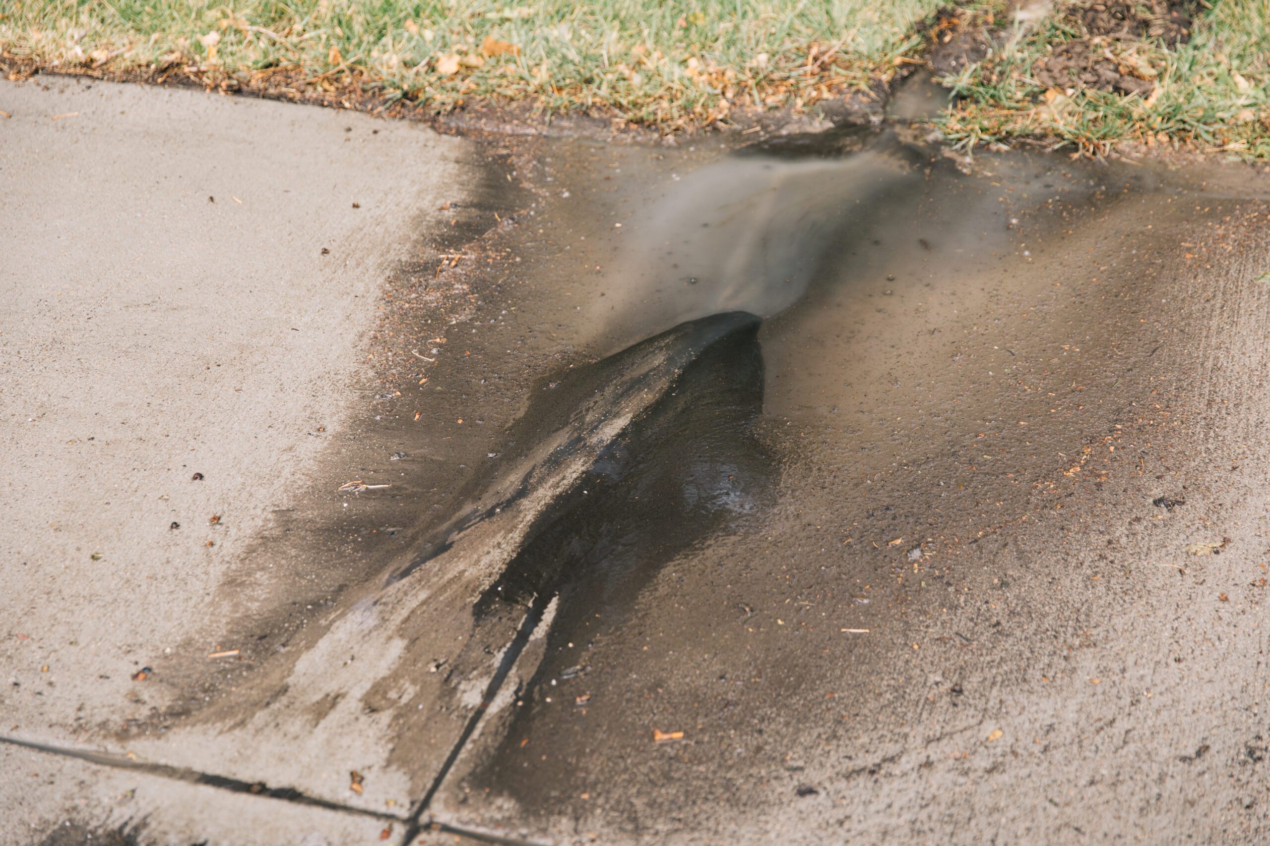 2017_11 SealantPro - Install and Product - 071 Street Creep